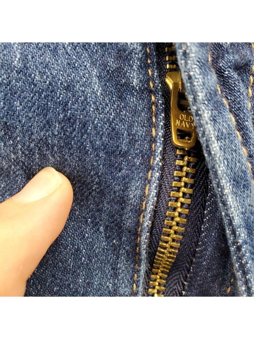 Old Navy Jeans Womens 12 Petite Blue Mid-Rise Wow Boyfriend 5-Pocket Stretch Fit - Picture 9 of 11